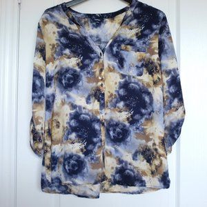 COPY - Reitmans abstract rolled sleeve blouse XXL